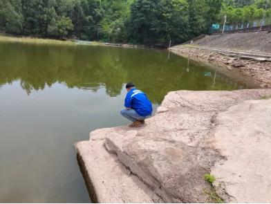 陸川縣開展依法整治水庫飲用水源地違建專項(xiàng)行動(dòng)